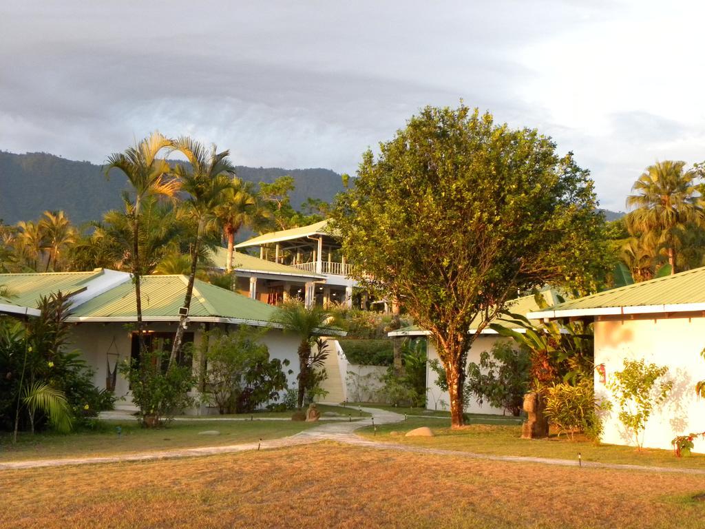 Hotel Lookout Playa Tortuga Ojochal Exterior photo