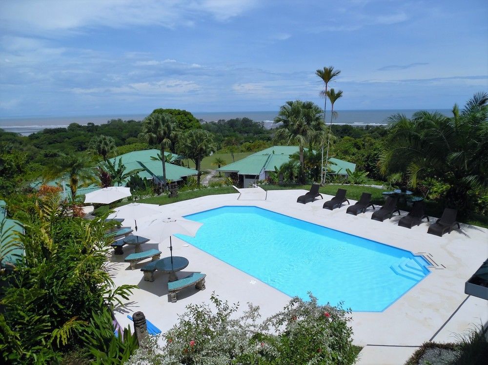 Hotel Lookout Playa Tortuga Ojochal Exterior photo